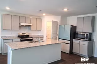 20627 Mercury Dr, Robertsdale, AL 36567 - Photo 3