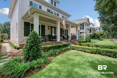 105 Savannah Sq, Fairhope, AL 36532 - Photo 3