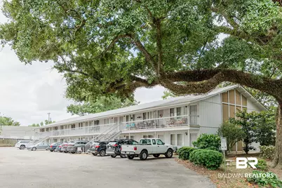 208 Fairhope Ave #18, Fairhope, AL 36532 - Photo 1