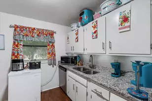 1453 Mamie Dr, Mobile, AL 36618 - Photo 7