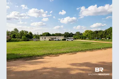 11117 Weeks Rd, Foley, AL 36535 - Photo 1