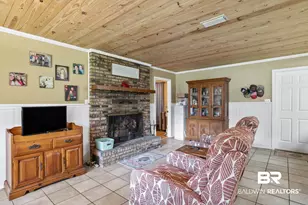 9100 Woodland Dr, Elberta, AL 36530 - Photo 9