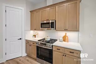 7029 Lake View Dr, Gulf Shores, AL 36542 - Photo 11