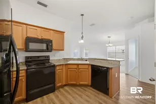 9841 Watkins Dr, Fairhope, AL 36532 - Photo 9