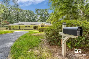 328 Bay Hill Dr, Daphne, AL 36526 - Photo 1