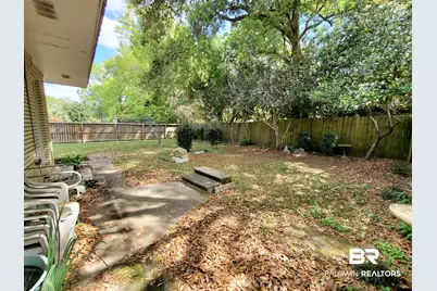 411 W Persimmon Ave, Foley, AL 36535 - Photo 41