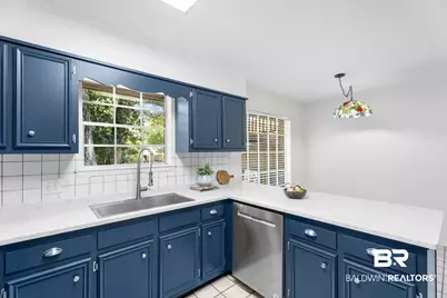 106 Iris Cir, Daphne, AL 36526 - Photo 9
