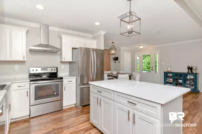 1102 Pinemont Dr, Mobile, AL 36609 - Photo 3