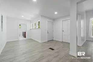 407 E 2nd St, Bay Minette, AL 36507 - Photo 33