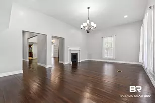407 E 2nd St, Bay Minette, AL 36507 - Photo 5