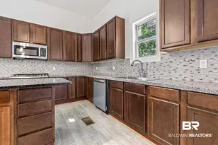 407 E 2nd St, Bay Minette, AL 36507 - Photo 9