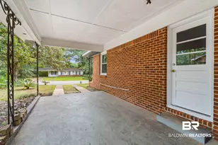 5609 Diane Dr, Mobile, AL 36618 - Photo 9