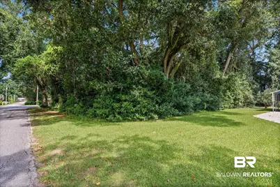 118 W Spruce Avenue, Foley, AL 36535 - Photo 9