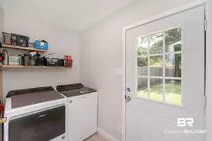 1110 McNeil Ave, Mobile, AL 36609 - Photo 13