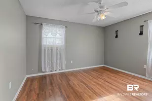 1901 N Juniper St, Foley, AL 36535 - Photo 17