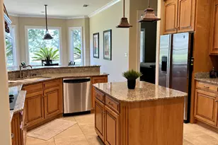 135 Lagoon Dr, Gulf Shores, AL 36542 - Photo 7