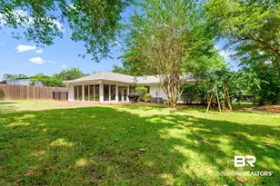 408 S School St, Fairhope, AL 36532 - Photo 25
