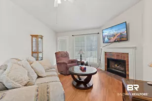 656 Spring Lake Dr, Mobile, AL 36695 - Photo 9