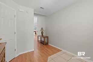 656 Spring Lake Dr, Mobile, AL 36695 - Photo 3