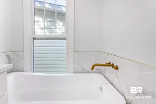 217 S Mobile St, Fairhope, AL 36532 - Photo 47