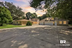 9092 Woodland Dr, Elberta, AL 36530 - Photo 1