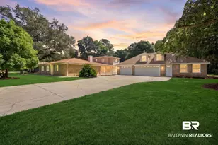 9092 Woodland Dr, Elberta, AL 36530 - Photo 1