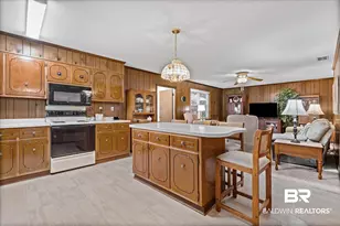 4405 Birchwood Dr, Mobile, AL 36693 - Photo 5