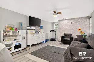 5852 University Ave, Mobile, AL 36618 - Photo 13