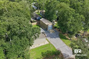 9422 Seabright Ave, Elberta, AL 36530 - Photo 11