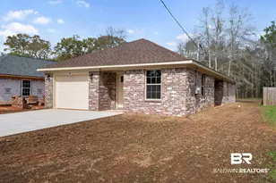 228 W 16th St, Bay Minette, AL 36507 - Photo 1
