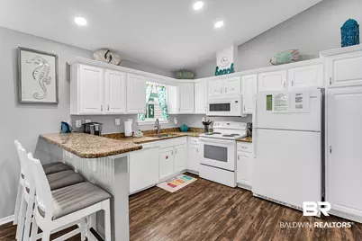 1389 W Lagoon Avenue #UNIT B, Gulf Shores, AL 36542 - Photo 7