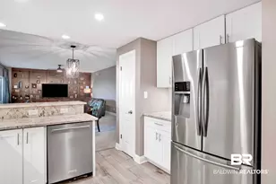 100 Tower Dr, Daphne, AL 36526 - Photo 15