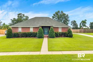 9631 Silverwood Dr, Fairhope, AL 36532 - Photo 1