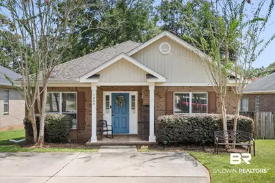 1009 Linlen Avenue, Mobile, AL 36609 - Photo 1