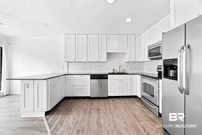 710 S Mobile Street #APT 33, Fairhope, AL 36532 - Photo 83