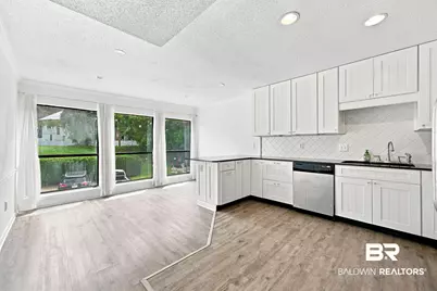 710 S Mobile Street #APT 33, Fairhope, AL 36532 - Photo 167