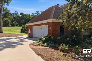 102 Clubhouse Dr, Fairhope, AL 36532 - Photo 3