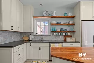 102 Clubhouse Dr, Fairhope, AL 36532 - Photo 17