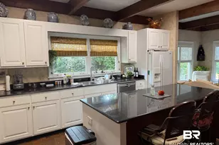 407 Village Dr, Fairhope, AL 36532 - Photo 3