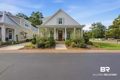 28 Bay Pointe Ct, Fairhope, AL 36532 - Photo 1