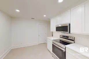 22 Hurlbert St, Mobile, AL 36607 - Photo 9