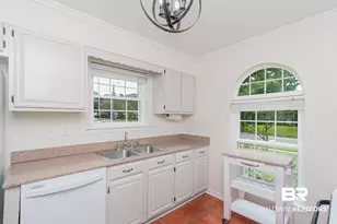 2300 E Christopher Dr E, Mobile, AL 36609 - Photo 19