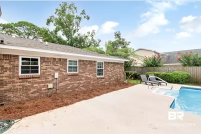 2300 E Christopher Drive E, Mobile, AL 36609 - Photo 45