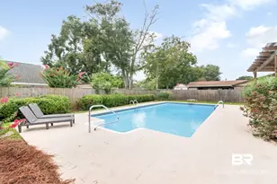 2300 E Christopher Dr E, Mobile, AL 36609 - Photo 43
