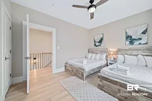 951 W Lagoon Ave, Gulf Shores, AL 36542 - Photo 25
