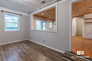 556 Middle St, Fairhope, AL 36532 - Photo 9