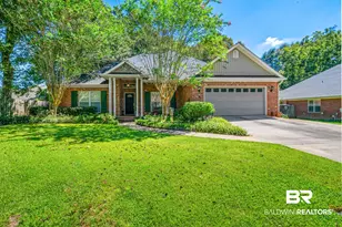 20720 Northwood St, Fairhope, AL 36532 - Photo 1