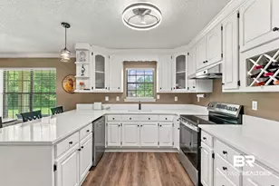 10940 Gayfer Rd Ext, Fairhope, AL 36532 - Photo 9