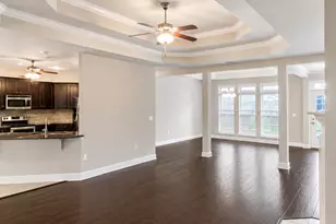 550 Leeds Ct, Foley, AL 36535 - Photo 9