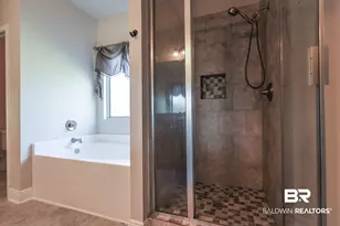 550 Leeds Ct, Foley, AL 36535 - Photo 17